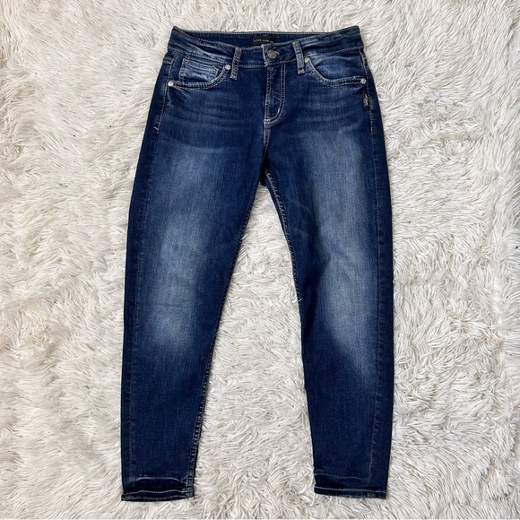 ◾️Silver Jeans Avery Skinny Crop Capri - Picture 2 of 8